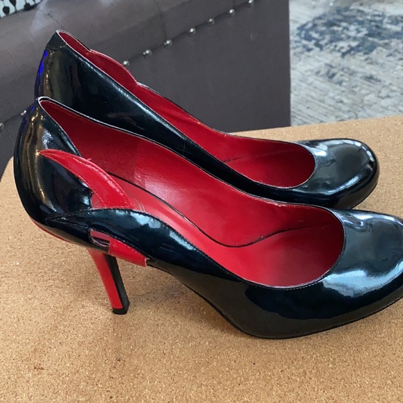 Jessica Simpson high heels - Picture 9 of 12